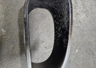 Gen.5 Right exhaust tip bezel